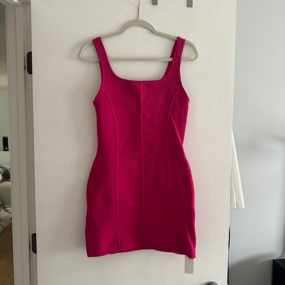 ARITZIA babaton bandage dress NWT